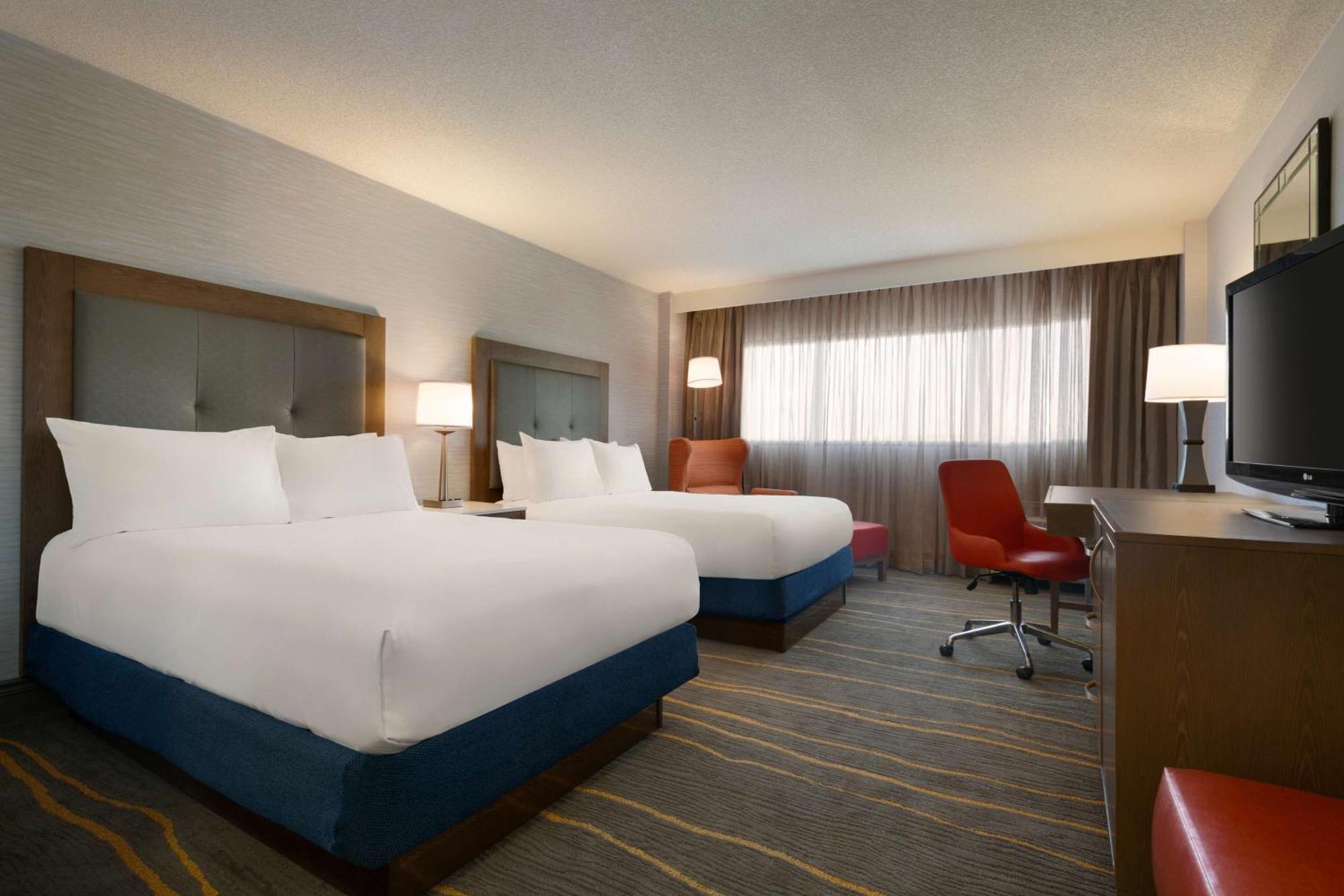 Doubletree By Hilton Hotel Албукерке Екстериор снимка