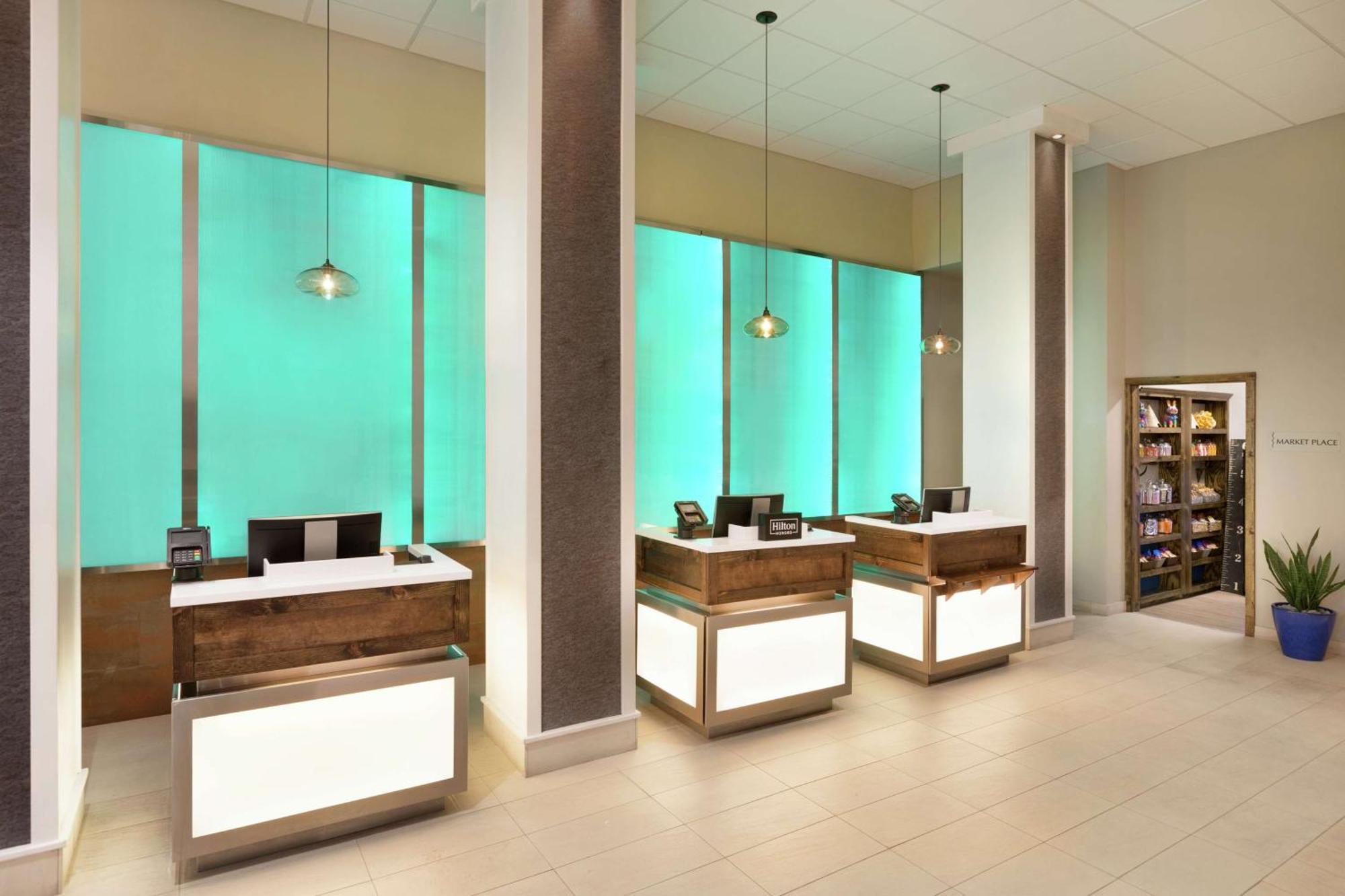 Doubletree By Hilton Hotel Албукерке Екстериор снимка
