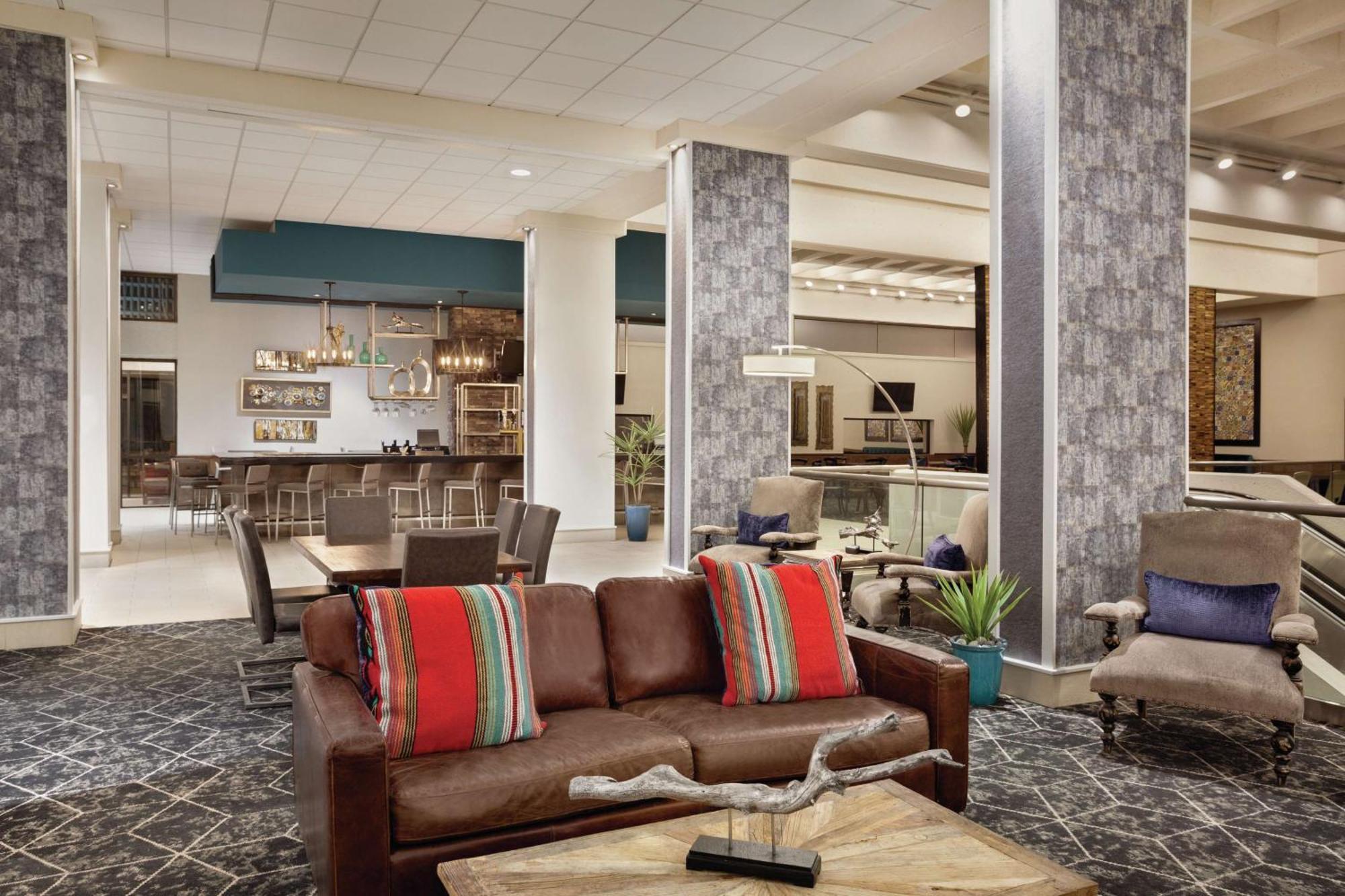 Doubletree By Hilton Hotel Албукерке Екстериор снимка