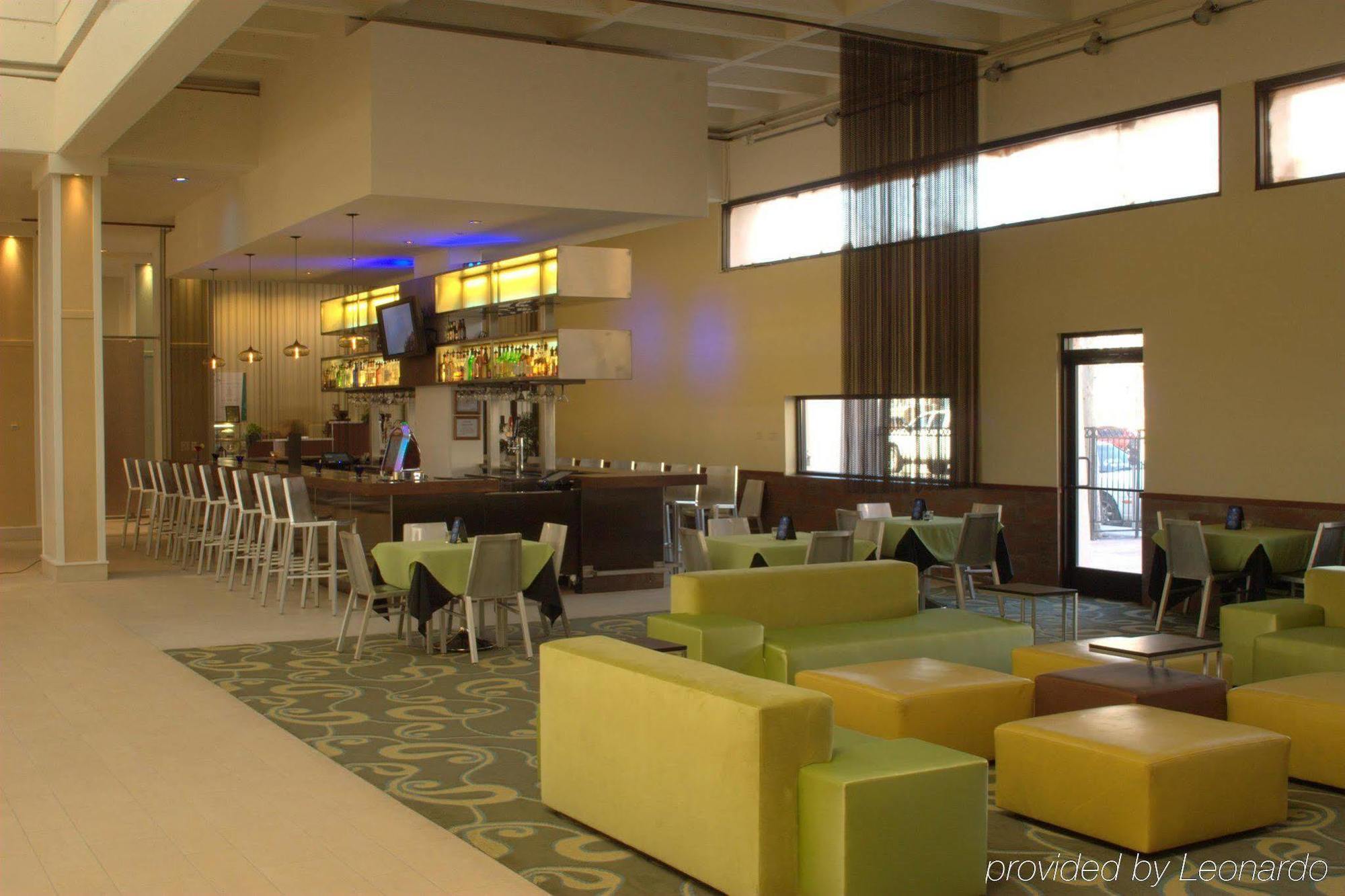 Doubletree By Hilton Hotel Албукерке Ресторант снимка