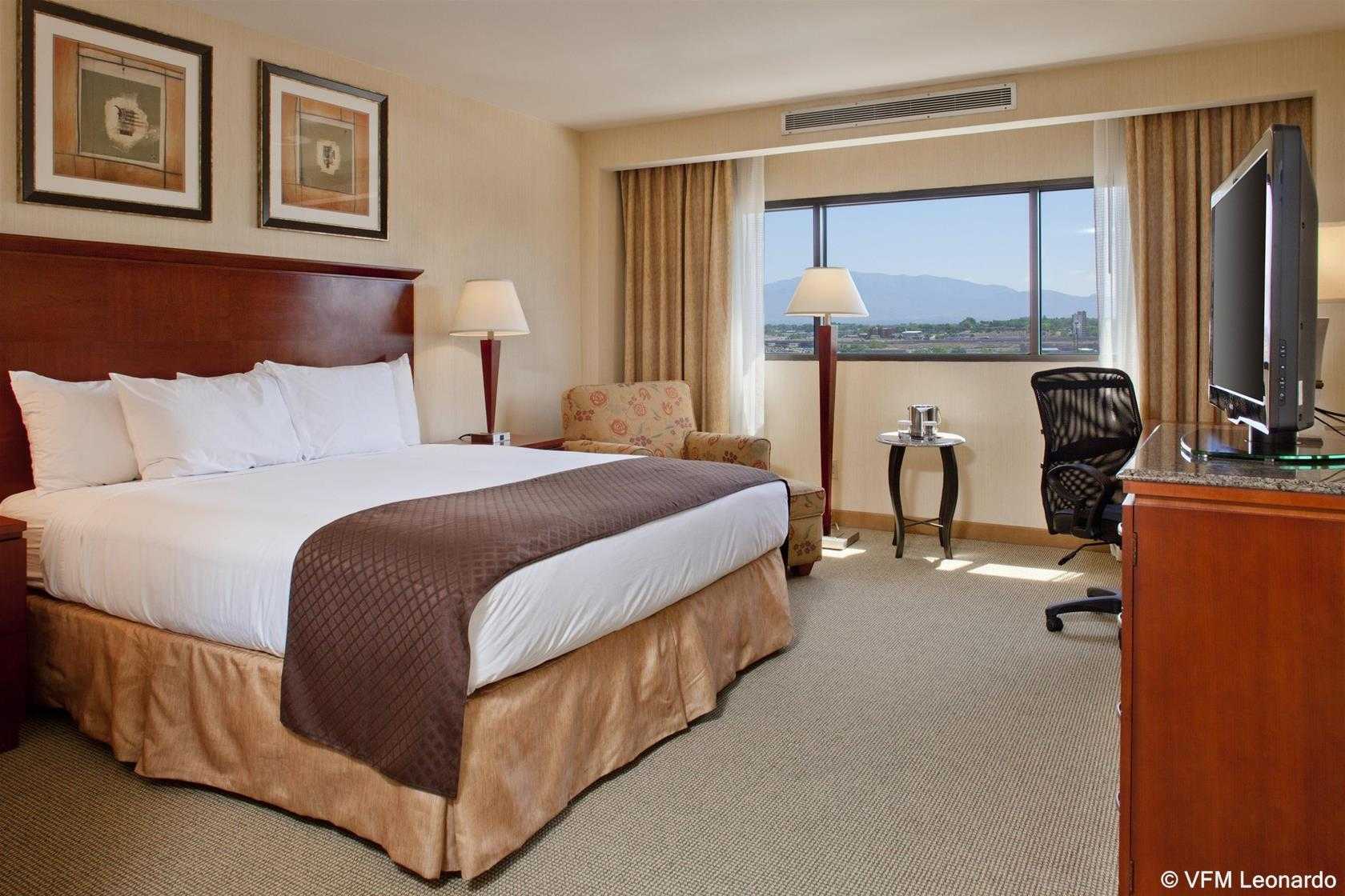 Doubletree By Hilton Hotel Албукерке Екстериор снимка
